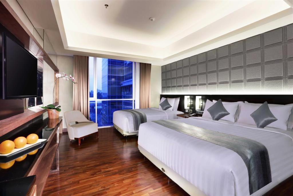 Hotel ASTON Pasteur à Bandung Extérieur photo