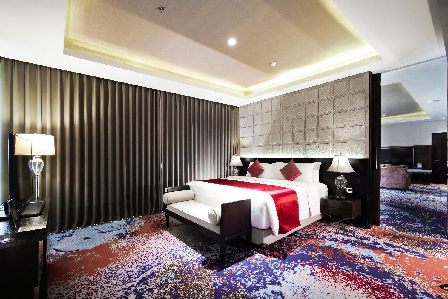Hotel ASTON Pasteur à Bandung Extérieur photo