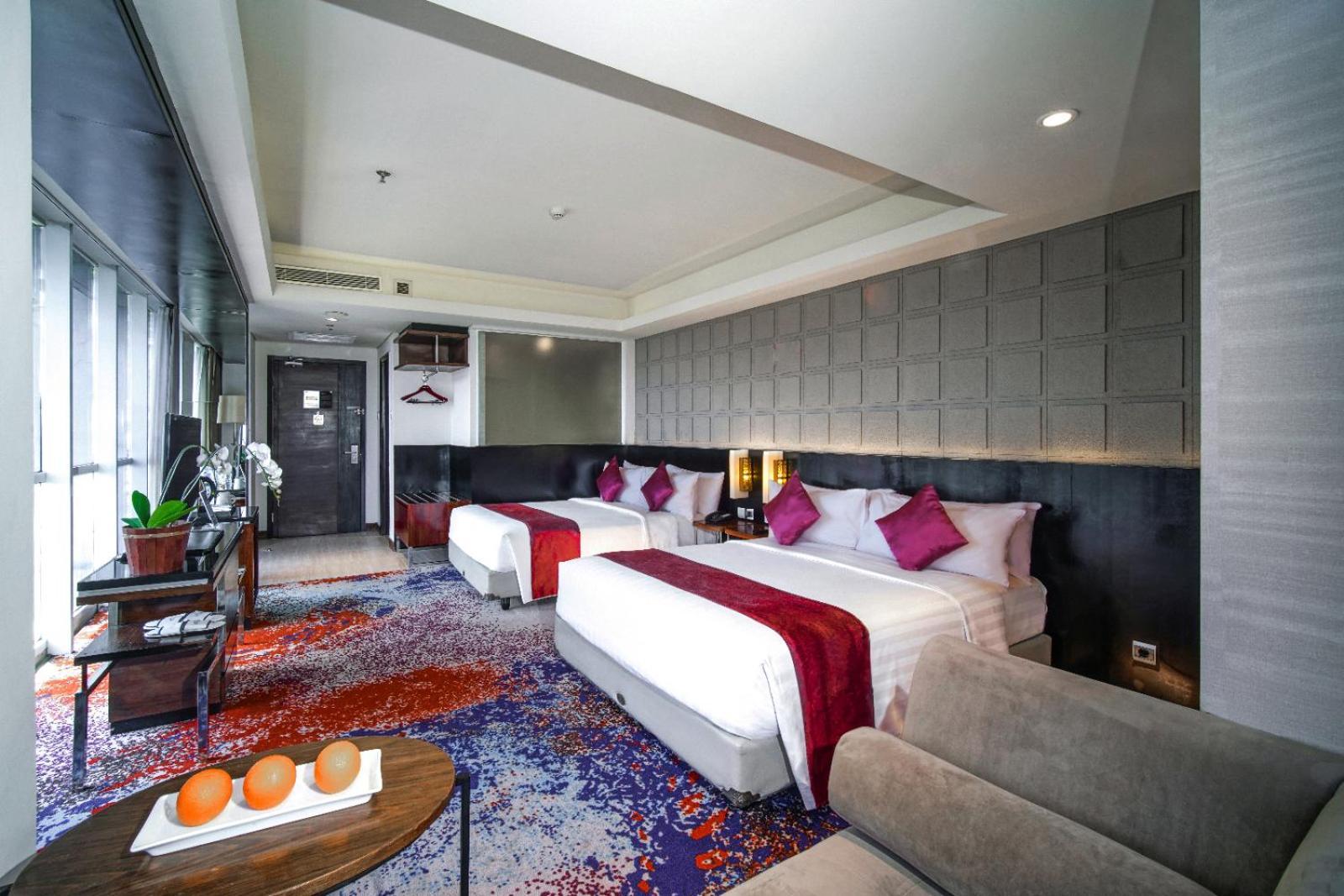 Hotel ASTON Pasteur à Bandung Extérieur photo